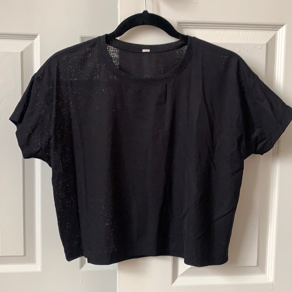 Lululemon black shirt
